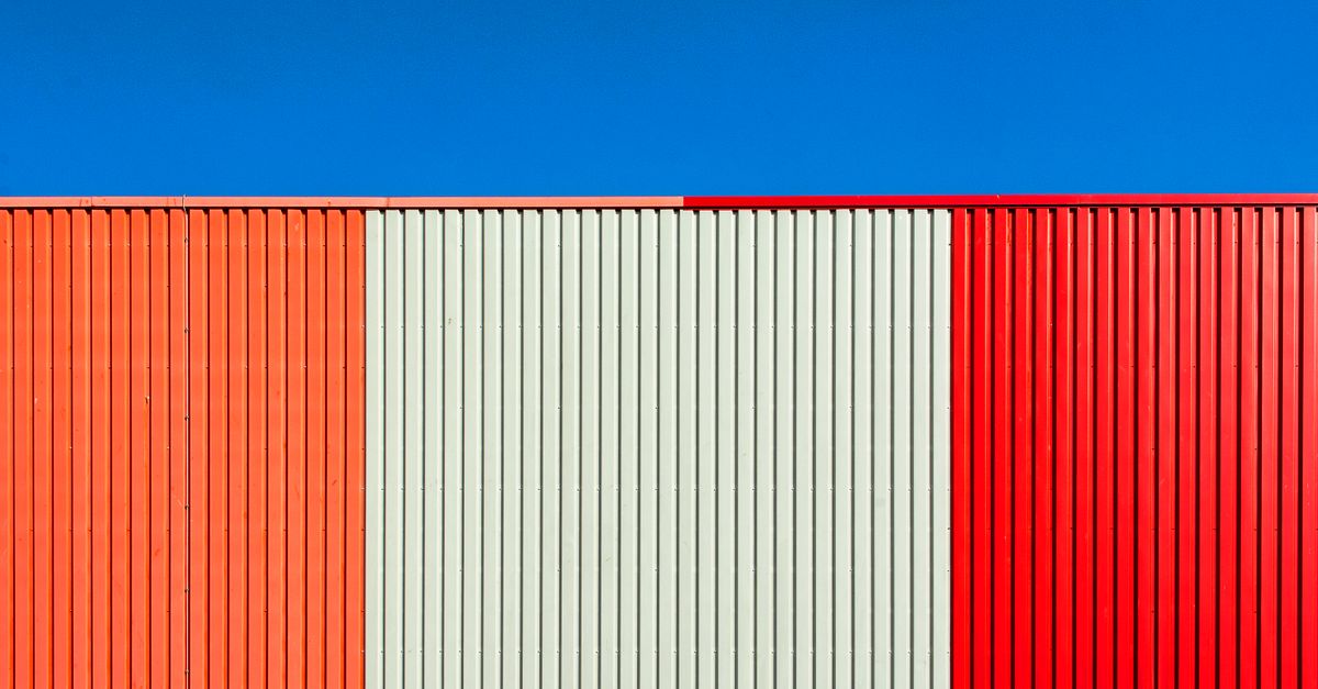 Adapting Colorbond Fencing Installation for Melbourne's Unique Weather Patterns