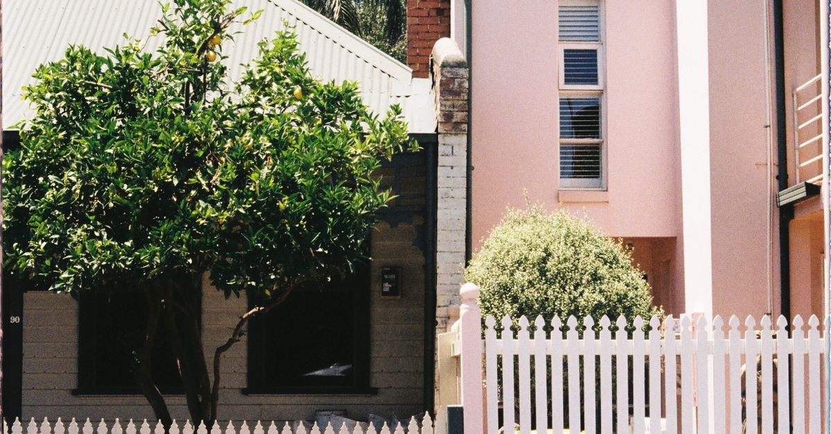 How Colorbond Fencing Maintains Its Integrity Over Time