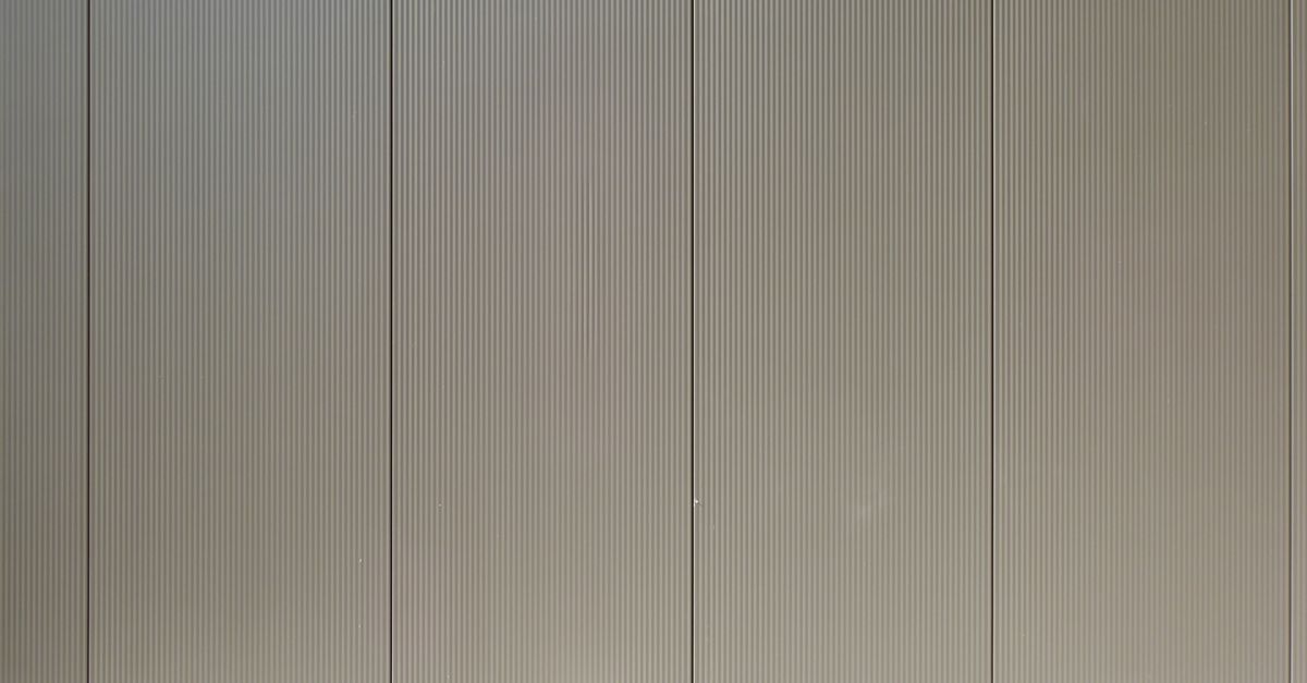 Solutions for Bottom Rail Problems in Colorbond Fencing